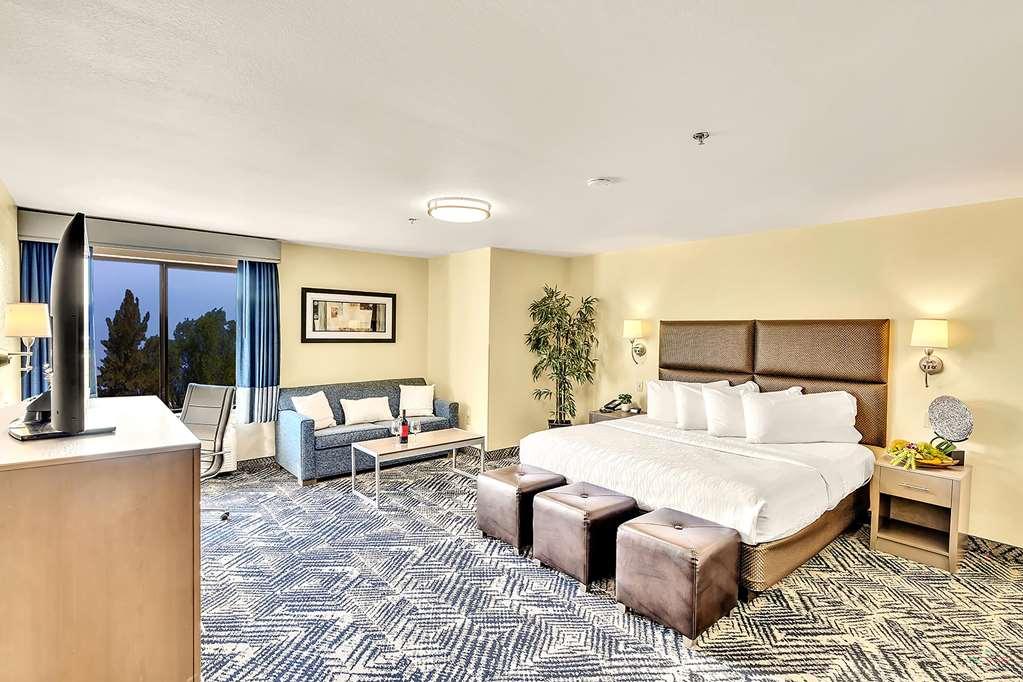 Best Western Plus Lewisville Flower Mound Camera foto